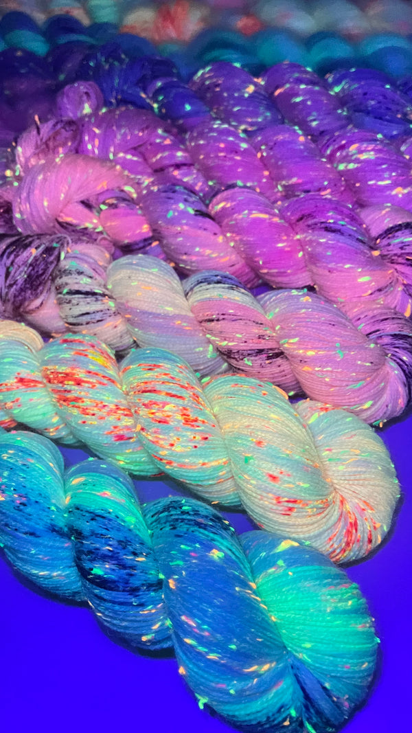 Summer Fade | 6×100 g Merino Sock Neon Sprinkles