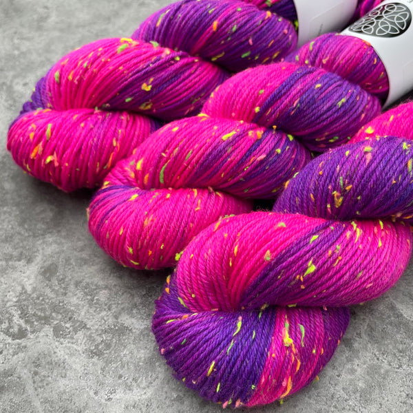 Caimito | Merino DK Neon Sprinkles